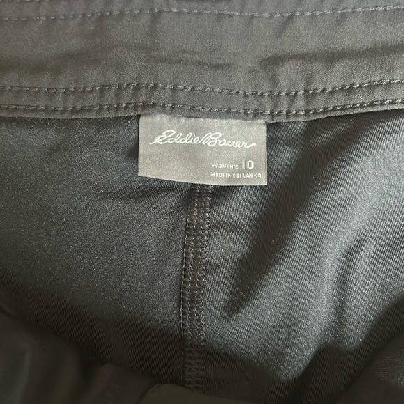 NWOT Eddie Bauer Women's Black Adventurer Skort Size 10 - Picture 7 of 7